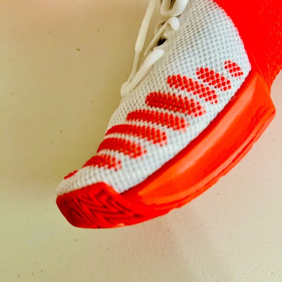 NEW NIKE METCON 9 WHITE EMBER WHITE CRIMSON TRAINING SHOES - Picture 6 of 12